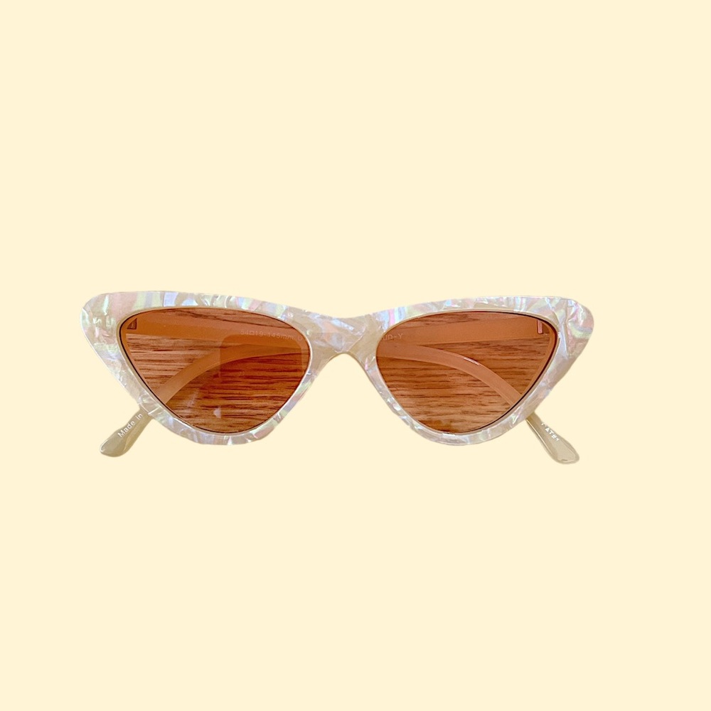 Pink cat eye sunglasses